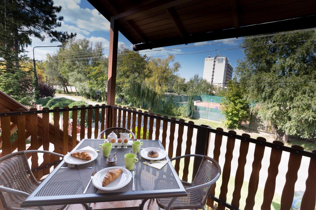 Holiday House Siófok Zewnętrze zdjęcie
